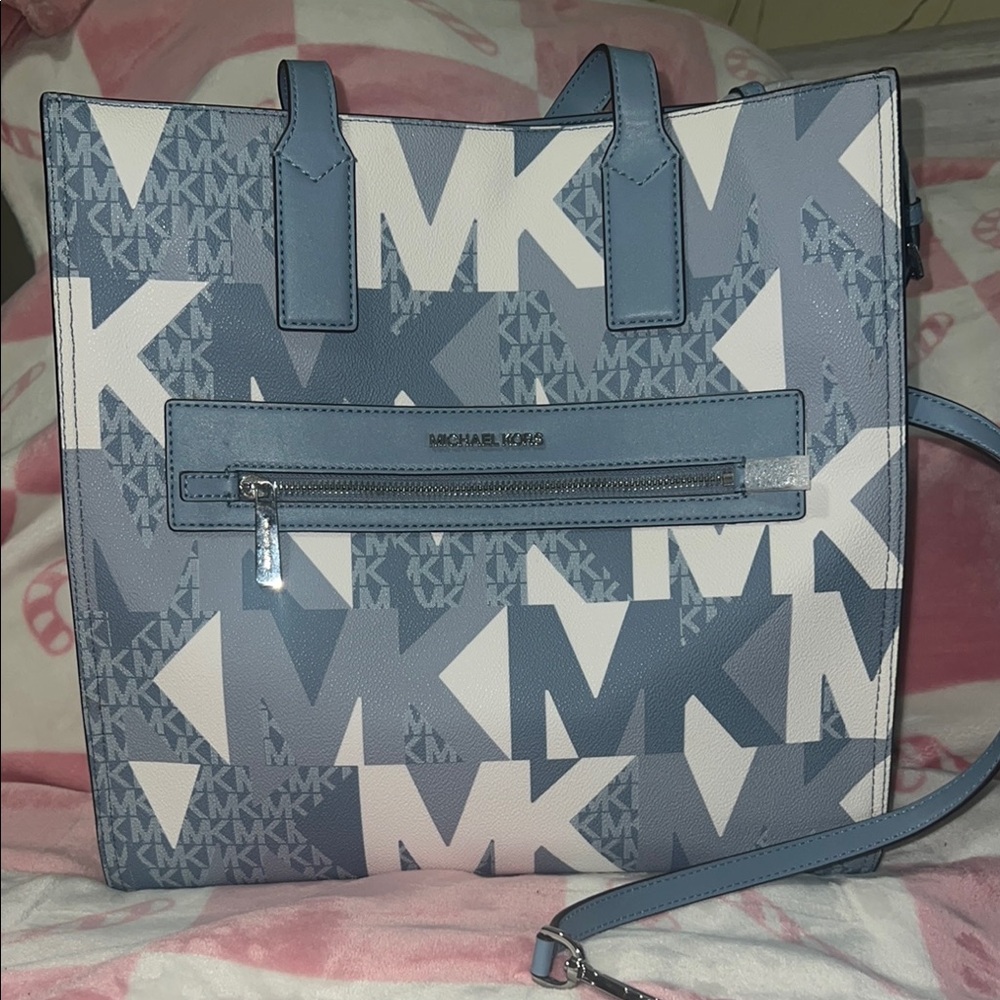 Michael Kors Blue and White Women's Bag